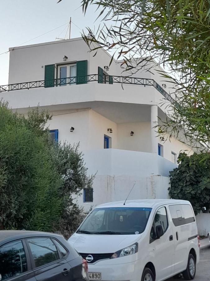 Traditional Full Equipment House Apartment Adamantas  Exterior foto
